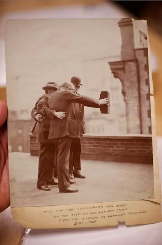 En Eski Selfie Pozlar